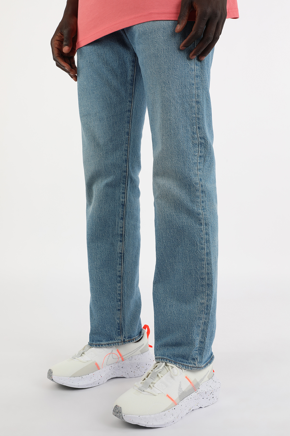 תמונת כל הלוק של נעלי סניקרס קרייטר אימפקט בצבע לבן